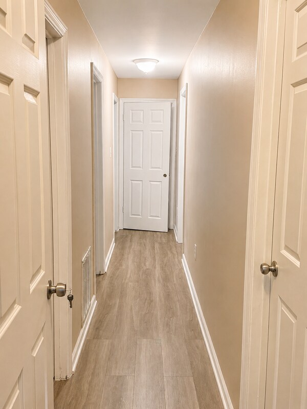 Foto del edificio - 4098 Camelot Ct
