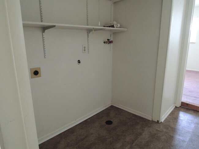 Foto del edificio - 4430 Reed St