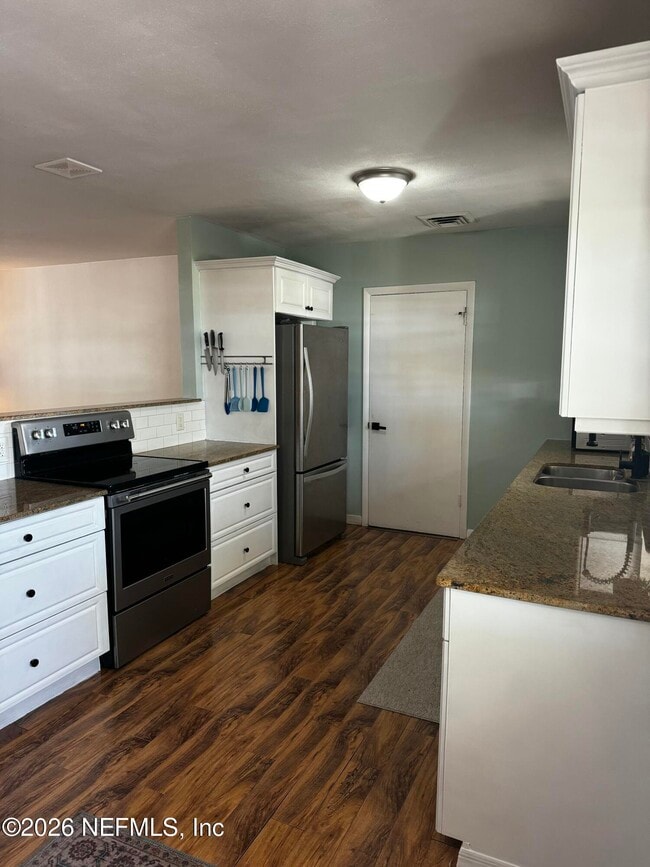 Foto del edificio - 1926 71st Ave