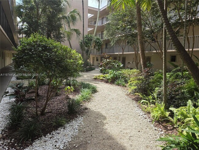 Foto del edificio - 13020 SW 92nd Ave