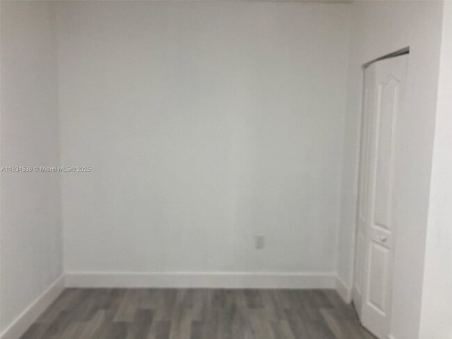 Foto del edificio - 10325 SW 115th Ct