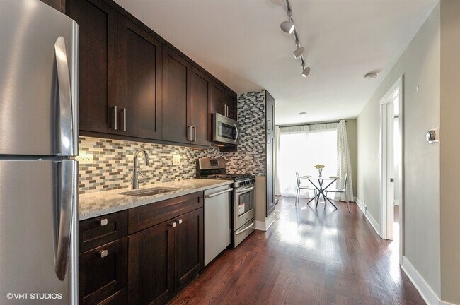 Foto del edificio - 4041 N Keystone Ave