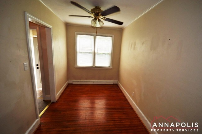 Foto del edificio - 325 forest beach road