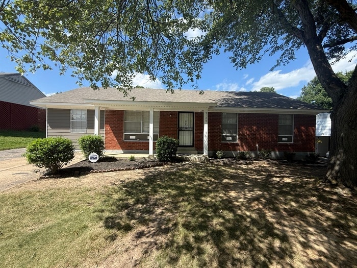 Move-In Ready 4 Bedroom Rental in 38134 - Hardwood Floors & Open Kitchen - Move-In Ready 4 Bedroom Rental in 38134 â?? Hardwood Floors & Open Kitchen