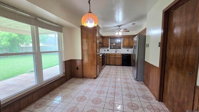 Foto del edificio - 9144 Highpoint Rd