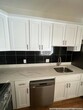 Foto principal - 241 W Fifth St