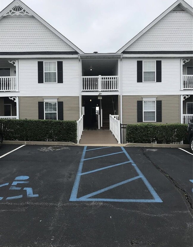 Building Photo - 2302 Spring Creek Ln