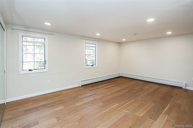 Foto del edificio - 248 Montgomery Ave