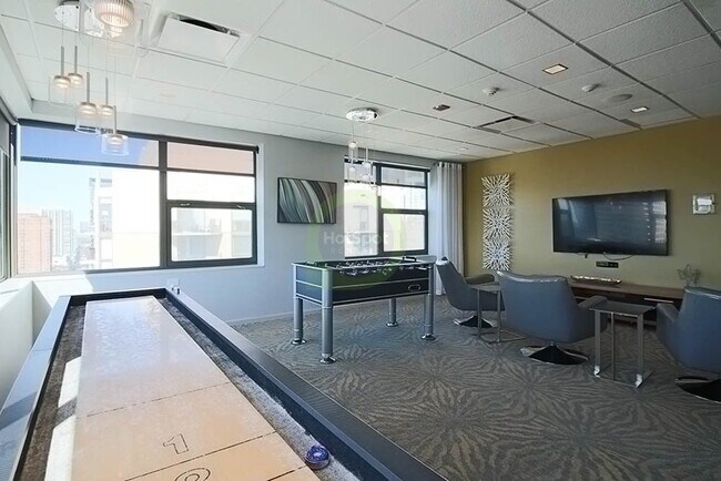Foto del edificio - 59 W Huron St