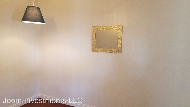 Building Photo - 1412 S 5th St