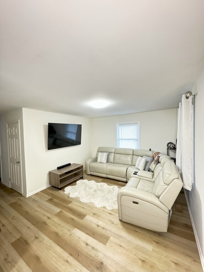 Foto del edificio - 2620 Dundeen St