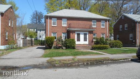 Primary Photo - 2 br, 1 bath Townhome - 17 Payne Rd