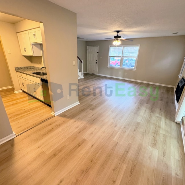 Building Photo - 401 Henley Ct