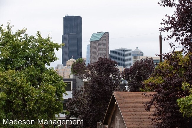 Building Photo - 2 br, 1 bath House - 153 18th Ave