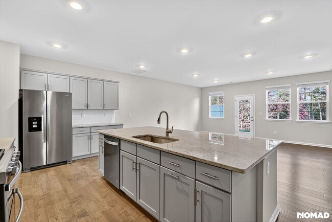 Foto del edificio - 3319 Glenn Hope Wy