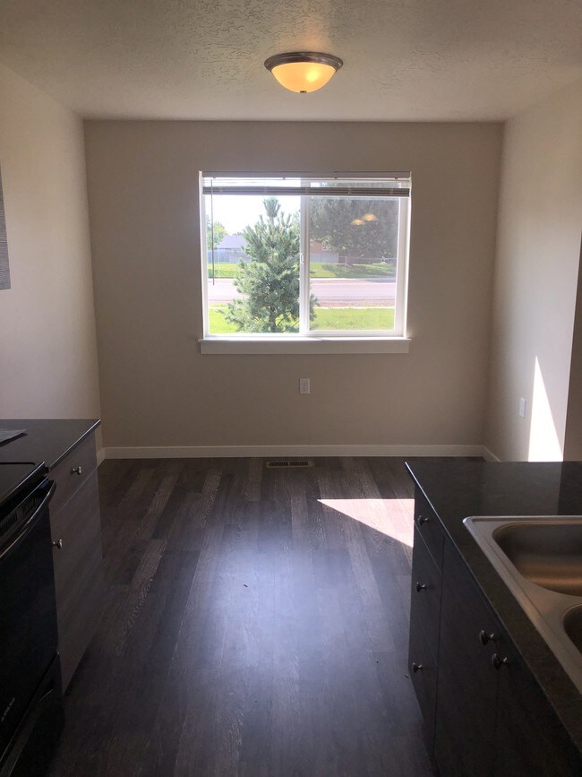 Initial Point Apartments Kuna, ID