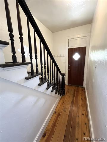 Building Photo - 677 Galapago St