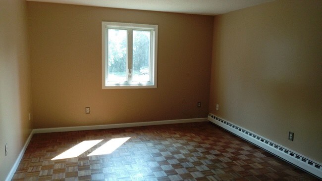 SALA DE ESTAR - 39 Farmington Ave