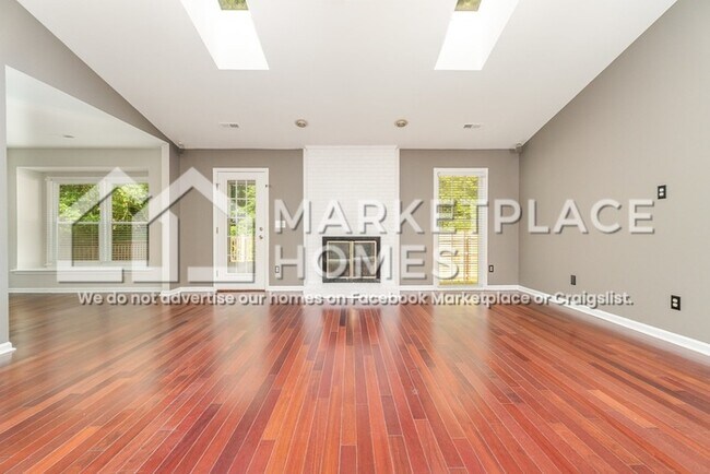 Building Photo - 4123 Silver Fox Ct