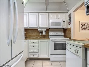 Building Photo - 175 Turtle Lake Ct