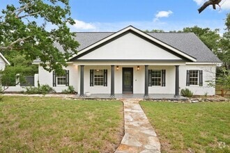 Building Photo - 510 Camino De Rancho