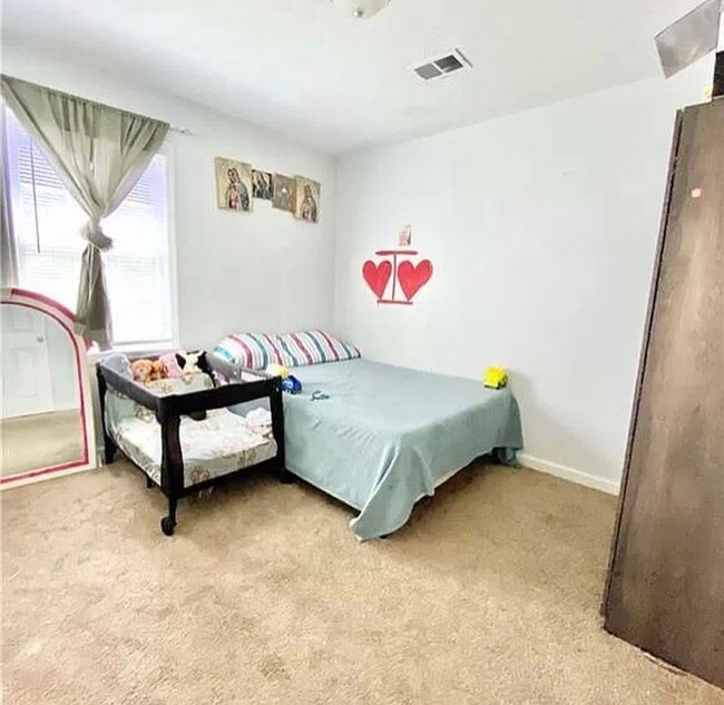 Foto del edificio - Nice ranch home with fenced in back yard