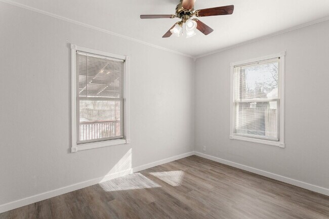 Foto del edificio - 724 Northwood Dr