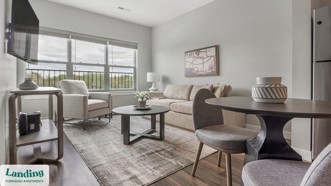 Building Photo - 1010 Enclave Blvd