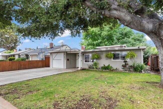 Foto del edificio - 1135 Hollyburne Ave