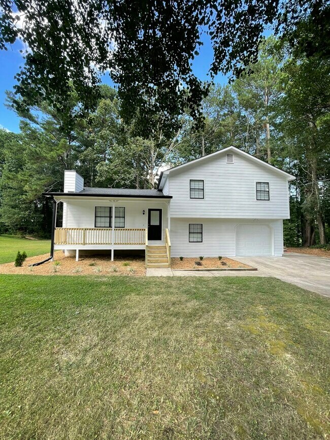 Building Photo - 2021 Sunsweet Ct NE