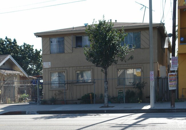 Building Photo - 2030 Florence Ave