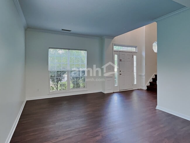 Foto del edificio - 3507 Lusby Ct