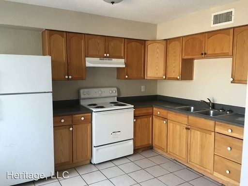Building Photo - 3 br, 1 bath House - 2417 E Pueblo St Unit 2