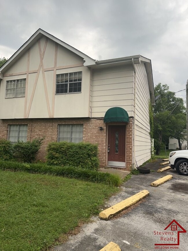Building Photo - 4131 Wilkesview Dr