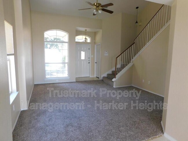 Building Photo - 3401 Cherry Rd