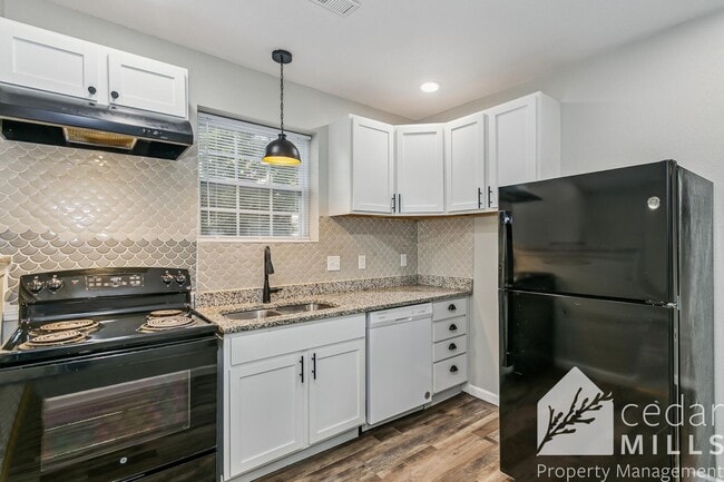 Foto del edificio - Centrally Located 3 Bedroom