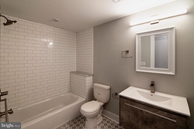 Foto del edificio - 5334-36 Cedar Ave