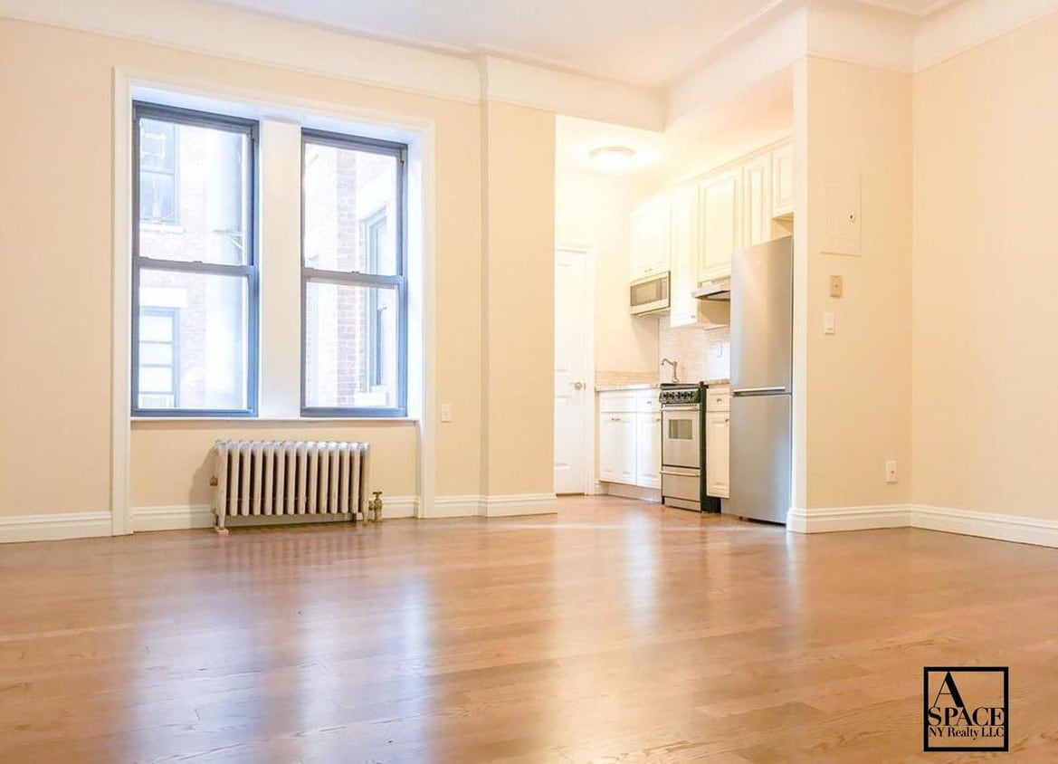 Primary Photo - 205 West 85th Street