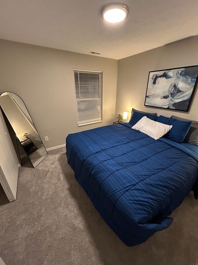 Foto del edificio - 2083 Wood Brook Ct