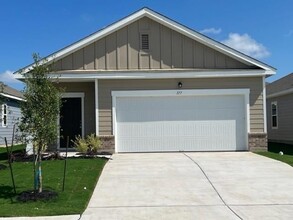 Building Photo - 117 Bluegill Dr