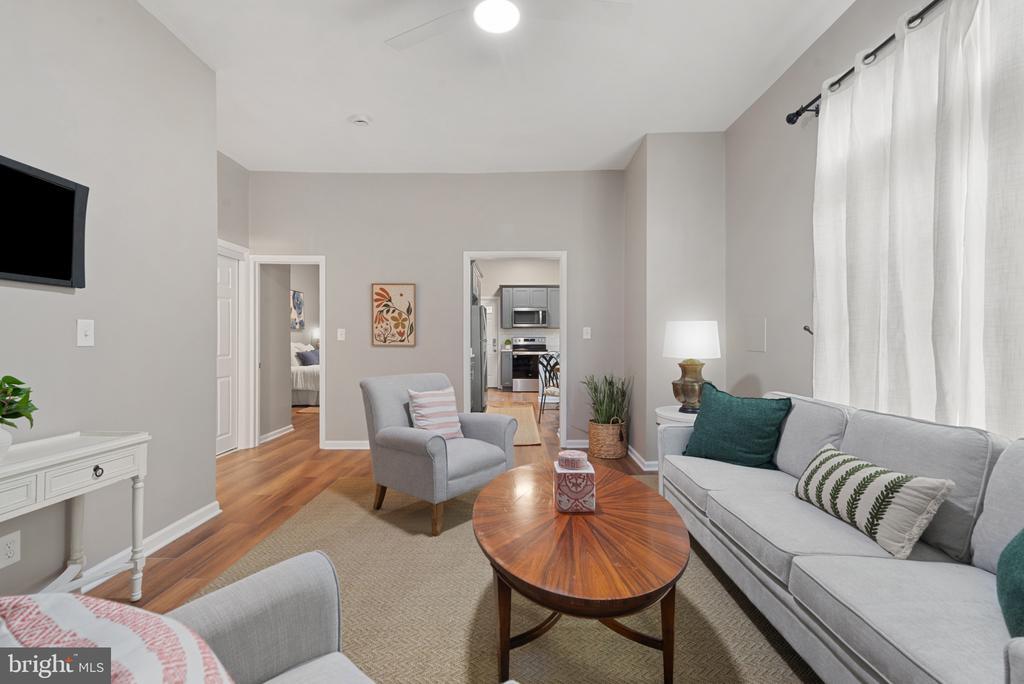 Foto principal - 1841 Hillside Rd