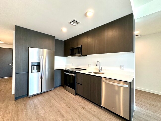 Photo - 114 NE 22nd St Apartment