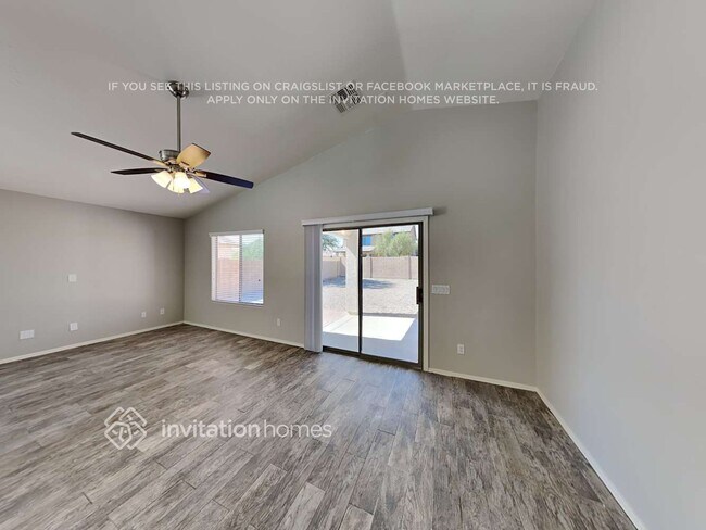 Foto del edificio - 41619 W Corvalis Ln