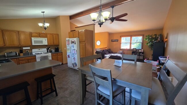 Foto del edificio - 3611 Fawn Ln