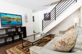 Building Photo - 9855 Mission Greens Ct