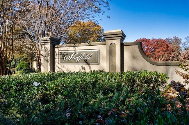 Building Photo - 1518 Oakmoor Pl