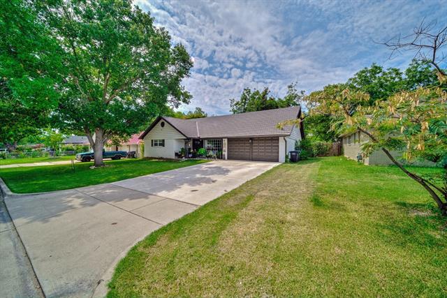 Building Photo - 5512 Odessa Ave