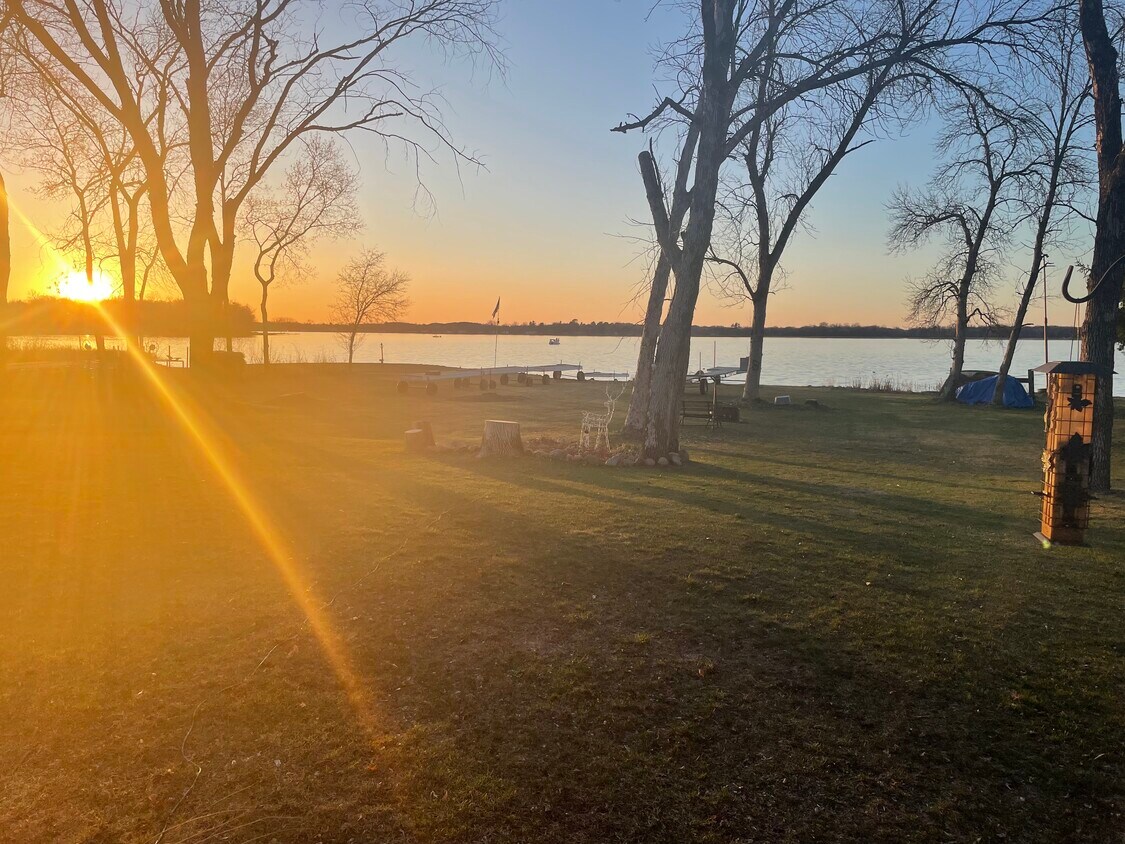 Foto del edificio - 2449 S Lake George Dr NW