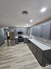Building Photo - 38 Township Rd 219 N