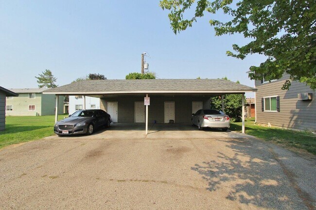 Foto del edificio - 1531-1537 Travis Place Boise